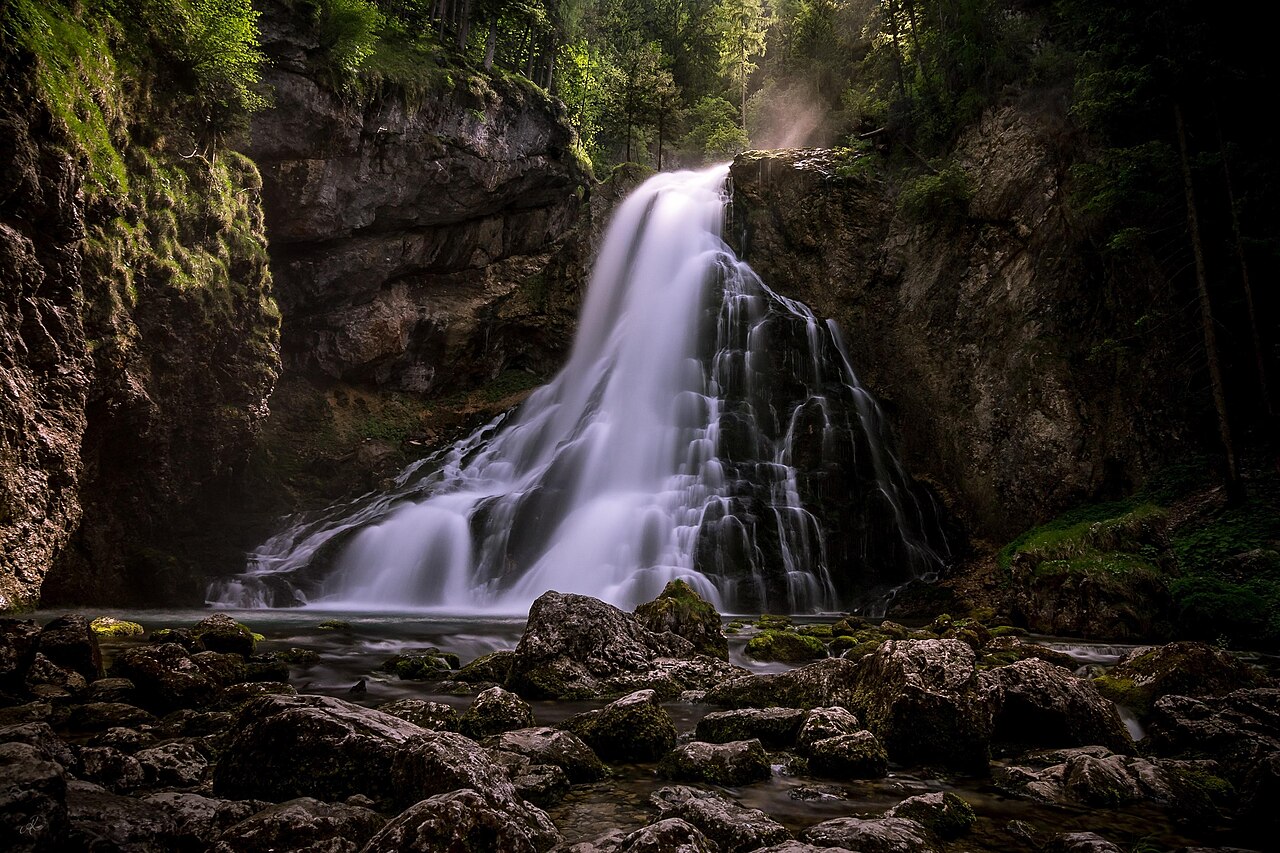 Gollinger Wasserfall trail view