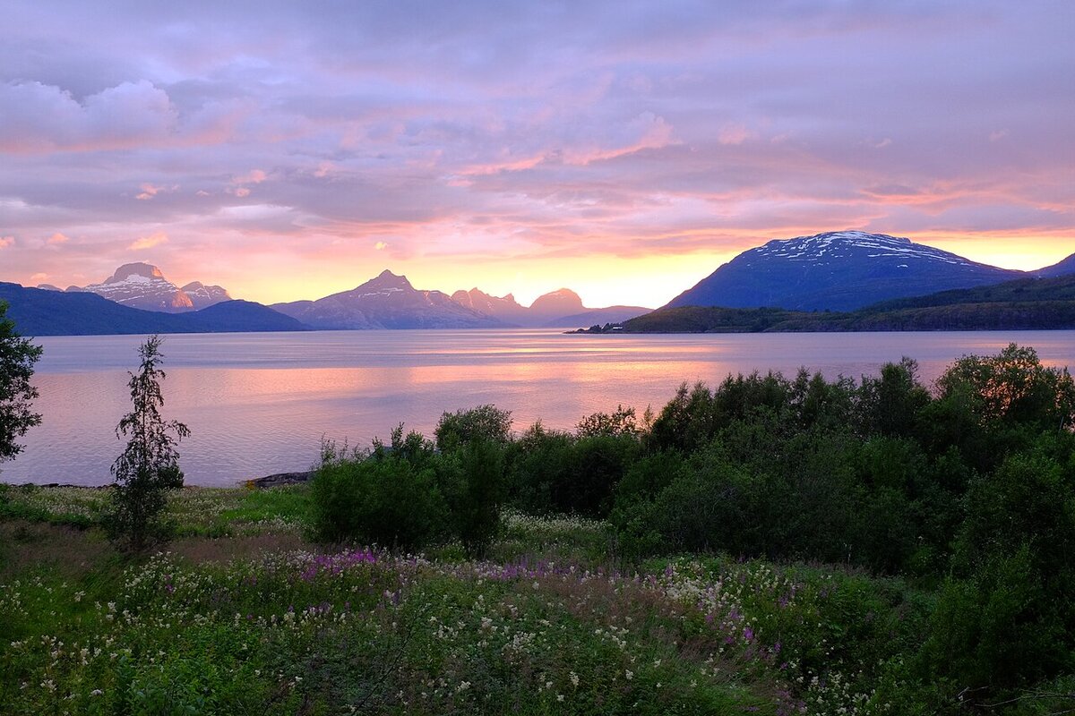 Norwegian fjord along E6